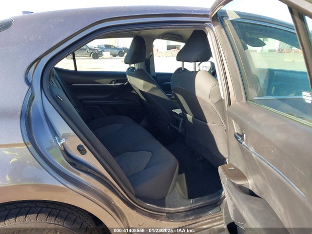 4T1C11AK8NU075315 Toyota CAMRY LE