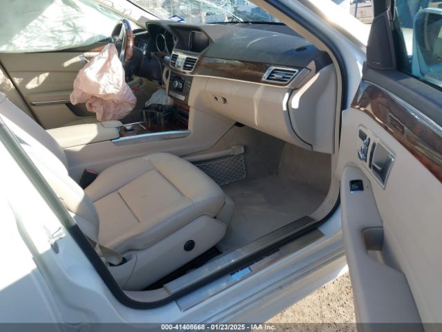 2014 MERCEDES-BENZ E 350 WDDHF5KB4EA829688 Photo 4