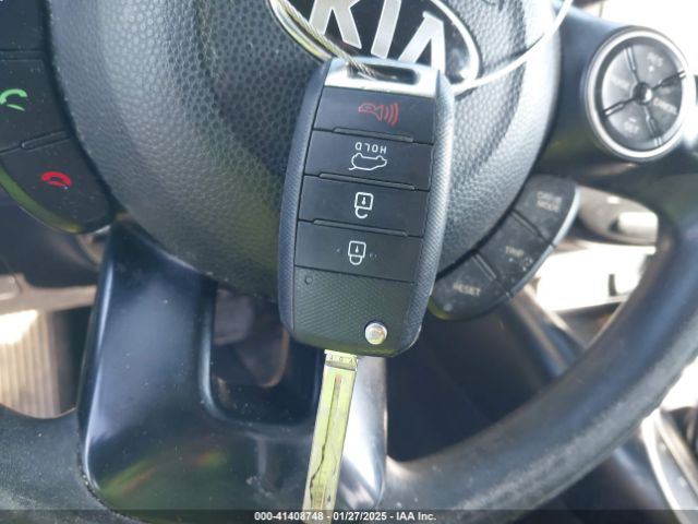 KNDJP3A5XJ7604109 KIA SOUL +