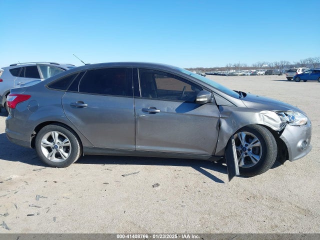 1FADP3F24EL266446 Ford FOCUS SE