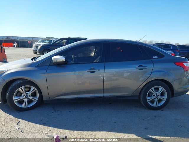 1FADP3F24EL266446 Ford FOCUS SE