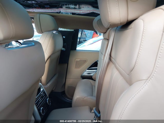 SALKPBE92SA287113 Land Rover Range Rover P530 Se 7 Seat