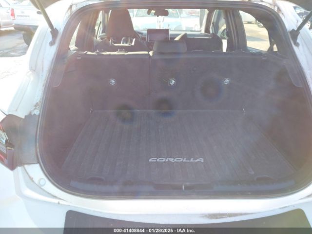 JTND4MBE6P3197783 Toyota COROLLA SE