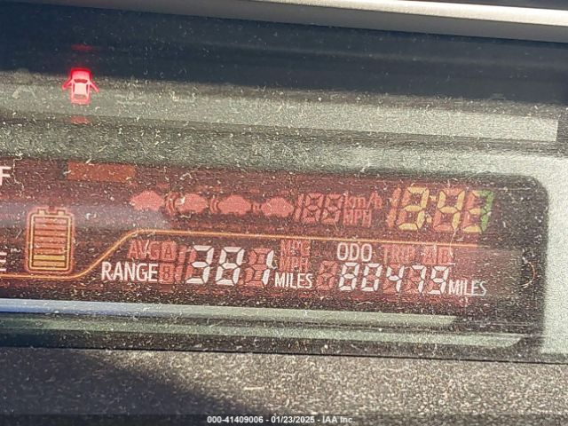 JTDZN3EU3E3302104 Toyota Prius V Five