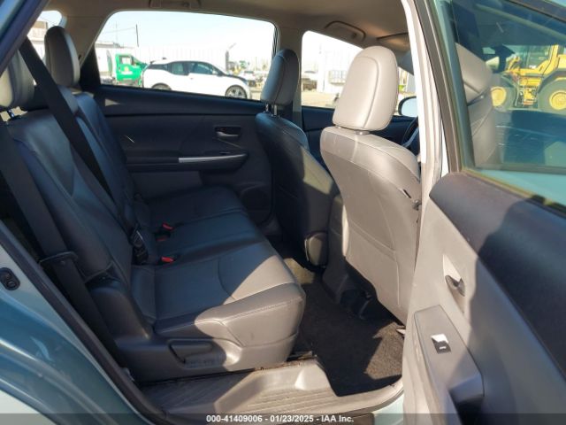 JTDZN3EU3E3302104 Toyota Prius V Five