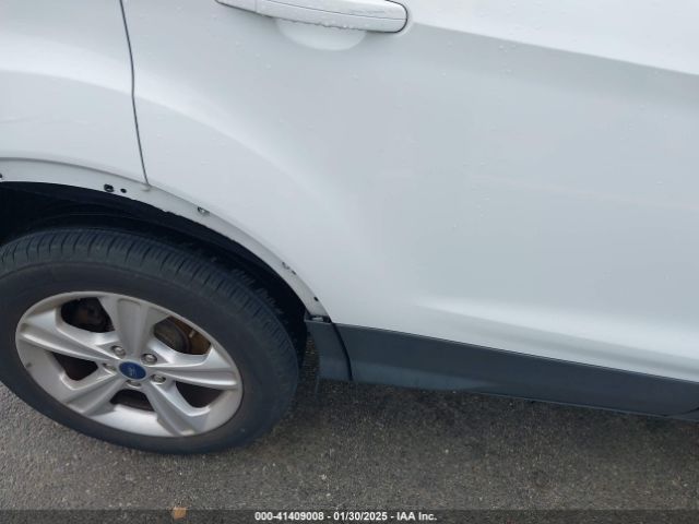 1FMCU0G93EUA85403 Ford ESCAPE SE