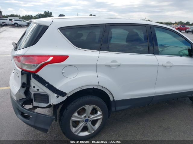 1FMCU0G93EUA85403 Ford ESCAPE SE