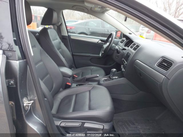 3VWDB7AJ2HM243519 Volkswagen Jetta 1.4t Se