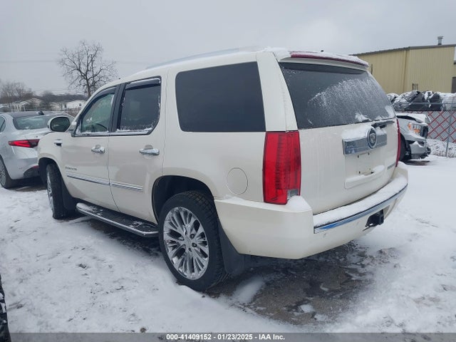 2008 CADILLAC ESCALADE 1GYFK638X8R106014 Photo 2