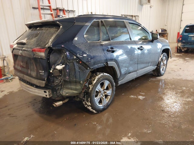 2T3P1RFV8PW349044 Toyota RAV4