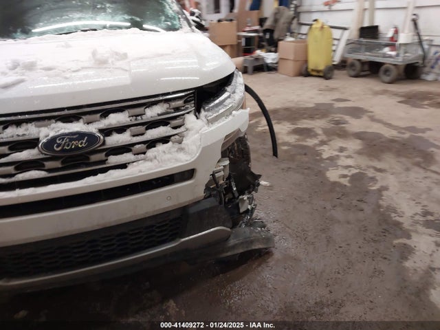 1FM5K7D8XHGC60896 Ford EXPLORER XLT