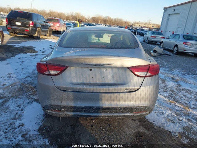 Chrysler 200 Limited 2015 1C3CCCAB4FN655767 Image 16