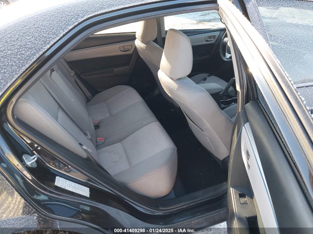 5YFBURHE7FP285893 Toyota COROLLA LE