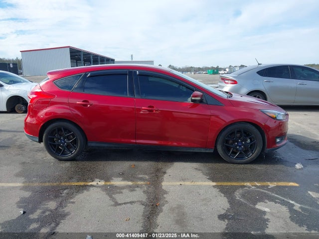 Ford FOCUS SE 2016 1FADP3K23GL389468 Image 13
