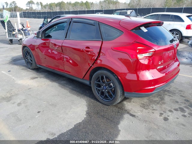 Ford FOCUS SE 2016 1FADP3K23GL389468 Image 3