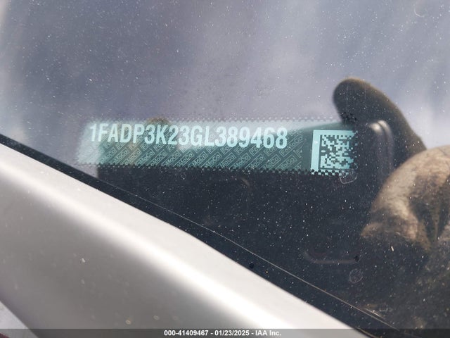 Ford FOCUS SE 2016 1FADP3K23GL389468 Image 9