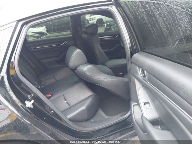 1HGCV1F30NA023660 Honda Accord Sport