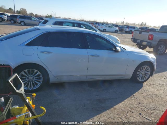 1G6KC5RX1JU104264 Cadillac CT6 LUXURY