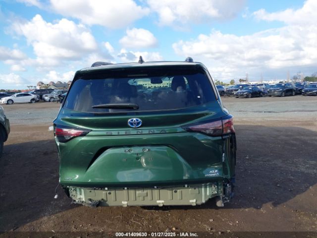 5TDJSKFC7RS135935 Toyota SIENNA XLE