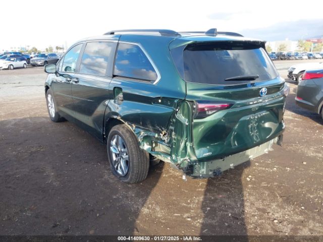 5TDJSKFC7RS135935 Toyota SIENNA XLE