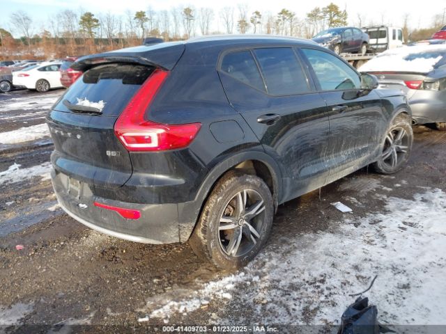 2023 VOLVO XC40 YV4L12UVXP2080009 Photo 3