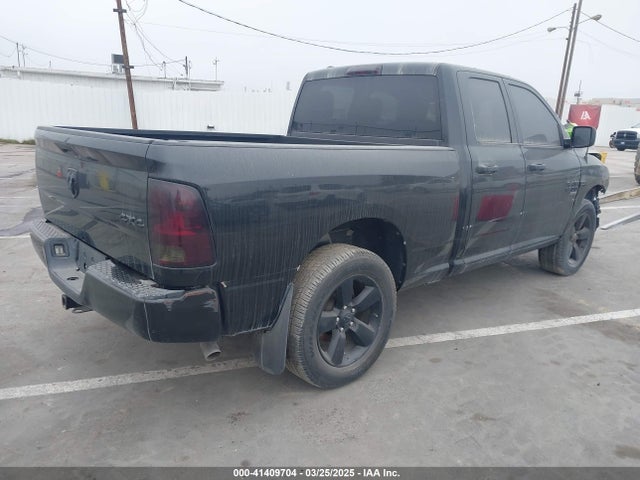 RAM 1500 Classic Express Quad Cab 4x4 6'4 Box 2019 1C6RR7FG2KS513811 Image 4