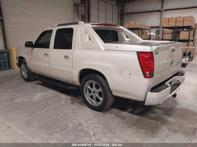 2005 CADILLAC ESCALADE EXT 3GYEK62N65G222485 Photo 2