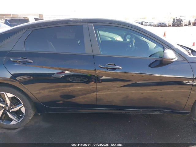 Hyundai ELANTRA SEL 2023 KMHLS4AG9PU624243 Image 13