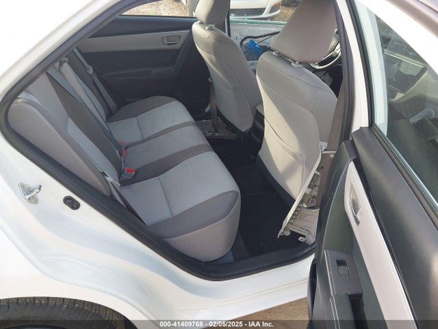 Toyota COROLLA LE 2018 5YFBURHE4JP817108 Image 8