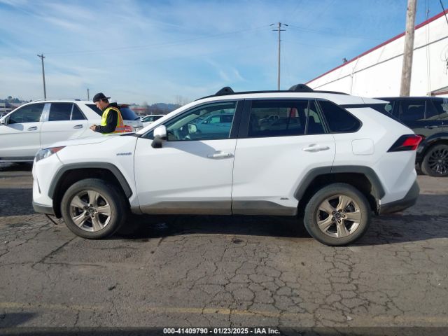 2T3MWRFV8KW044947 Toyota Rav4 Hybrid Le