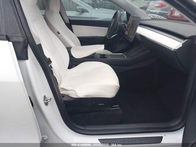 2021 TESLA MODEL Y 5YJYGDEEXMF228914 Photo 4