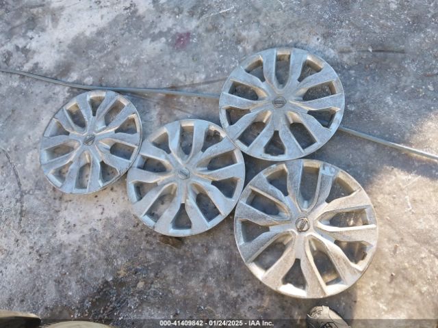 KNMAT2MV6JP574267 Nissan ROGUE S