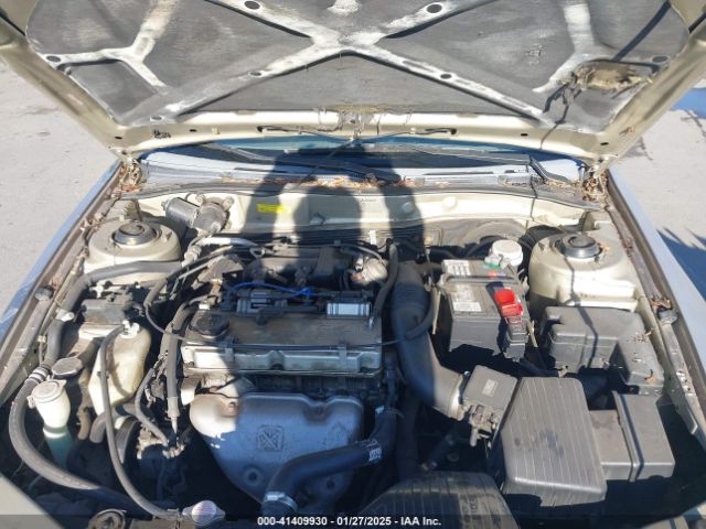 2001 MITSUBISHI GALANT 4A3AA46G21E017266 Photo 9