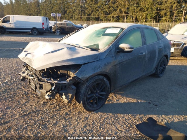 Ford FOCUS SE 2017 1FADP3F20HL296502 Image 2