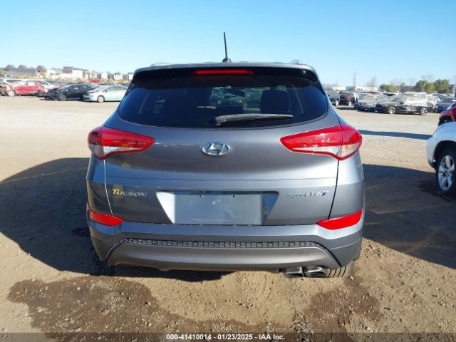 KM8J33A28GU075069 Hyundai Tucson Sport