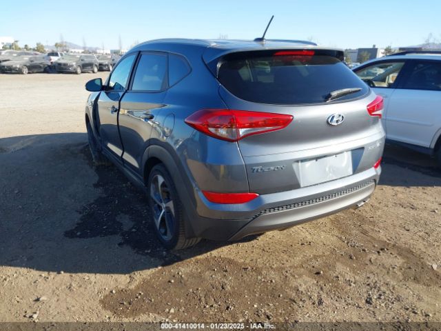 KM8J33A28GU075069 Hyundai Tucson Sport