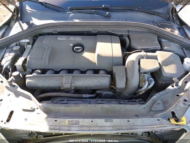Volvo XC60 3.2 2014 YV4940DL7E2502500 Image 10