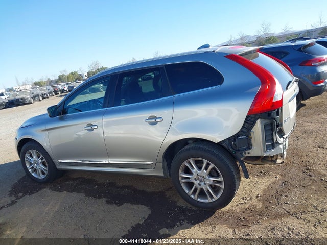 Volvo XC60 3.2 2014 YV4940DL7E2502500 Image 15