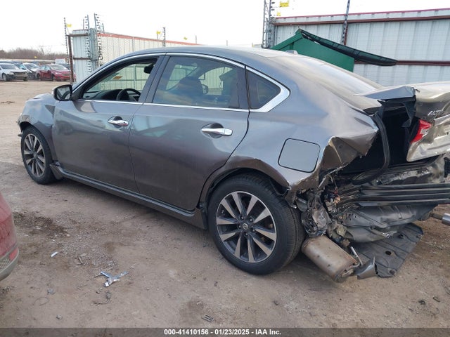 1N4AL3AP3HC471374 Nissan Altima 2.5 Sl