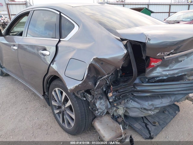 1N4AL3AP3HC471374 Nissan Altima 2.5 Sl