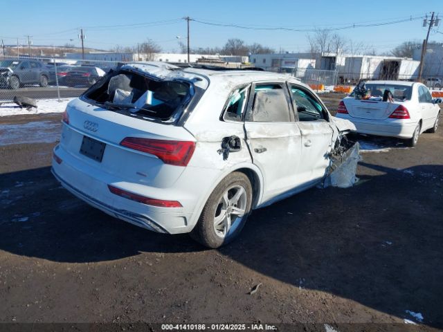 WA1ABAFY8R2043756 Audi Q5 Premium 40 Tfsi Quattro S Tronic