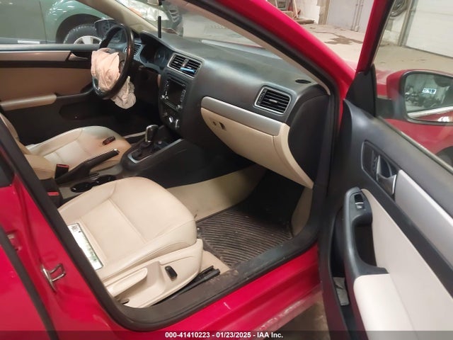 3VWD17AJ1EM325238 Volkswagen Jetta 1.8t Se