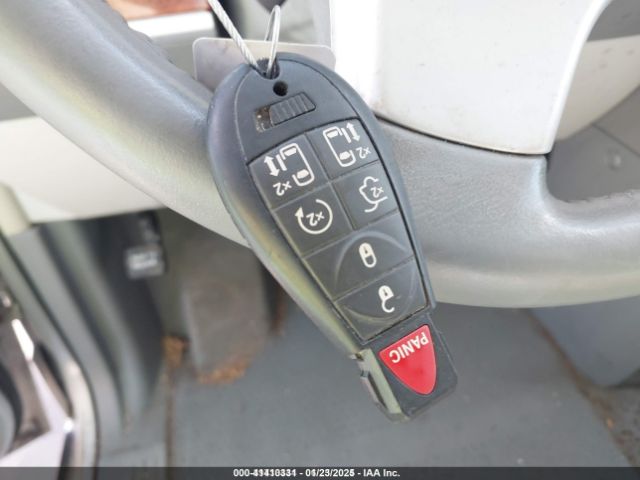 2008 CHRYSLER TOWN & COUNTRY 2A8HR54P38R821228 Photo 10