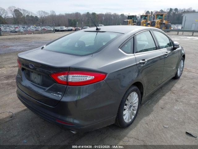 3FA6P0LU8FR149517 Ford Fusion Hybrid Se