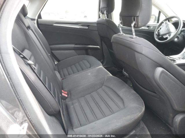 3FA6P0LU8FR149517 Ford Fusion Hybrid Se