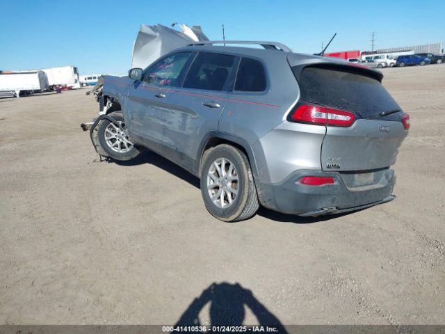 1C4PJMCB6FW777515 Jeep Cherokee Latitude