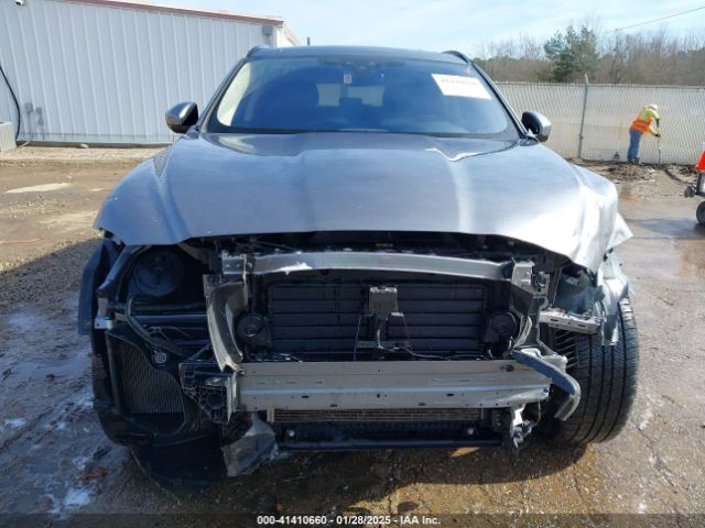 SADCJ2FX7LA630157 Jaguar F-pace Premium P250 Awd Automatic