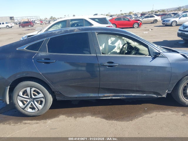 Honda Civic Lx 2018 2HGFC2F55JH600317 Image 13