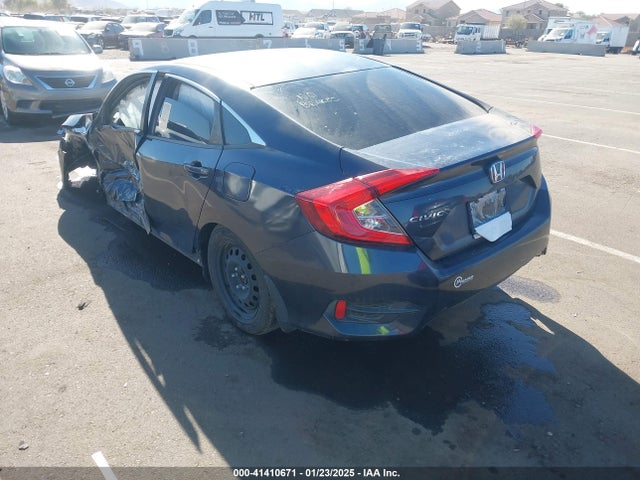 Honda Civic Lx 2018 2HGFC2F55JH600317 Image 3