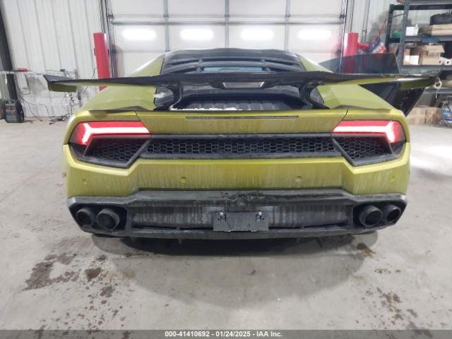 ZHWUC2ZF1HLA07720 Lamborghini csj